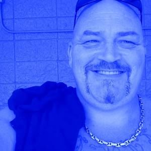 Meet your Posher, Larry